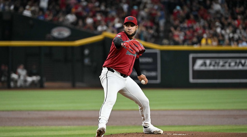 Eduardo Rodríguez derrotó a Ranger Suárez